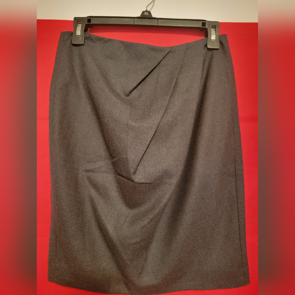Mango,  Skirt (European style) Size 6 purchase from Germany and quality fabric.